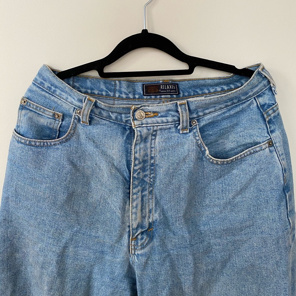 Relaxed fit mom jeans